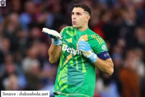 MU Fokus Mengejar Emiliano Martinez