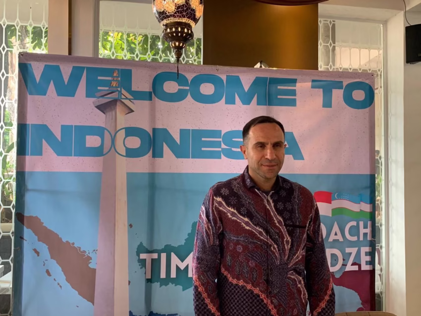 Timur Kapadze Kunjungi Jakarta, Ungkap Alasan Kedatangan dan Sikap soal Timnas Indonesia